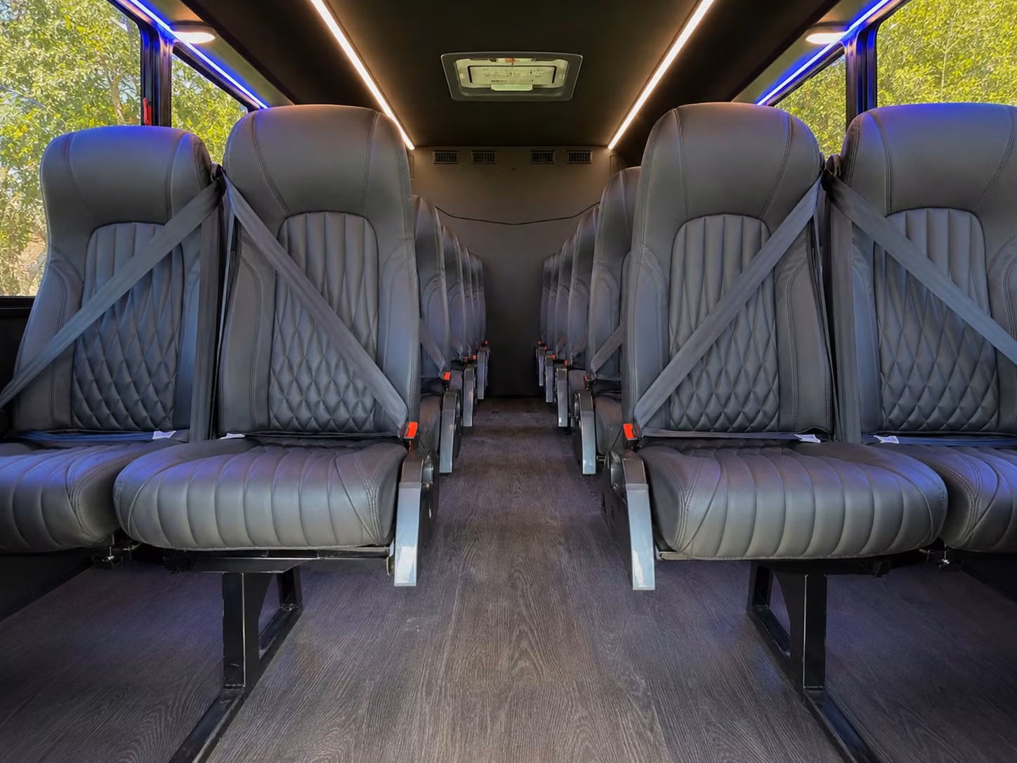 minibus rentals in fayetteville for smaller prom groups who want comfort without the crowd