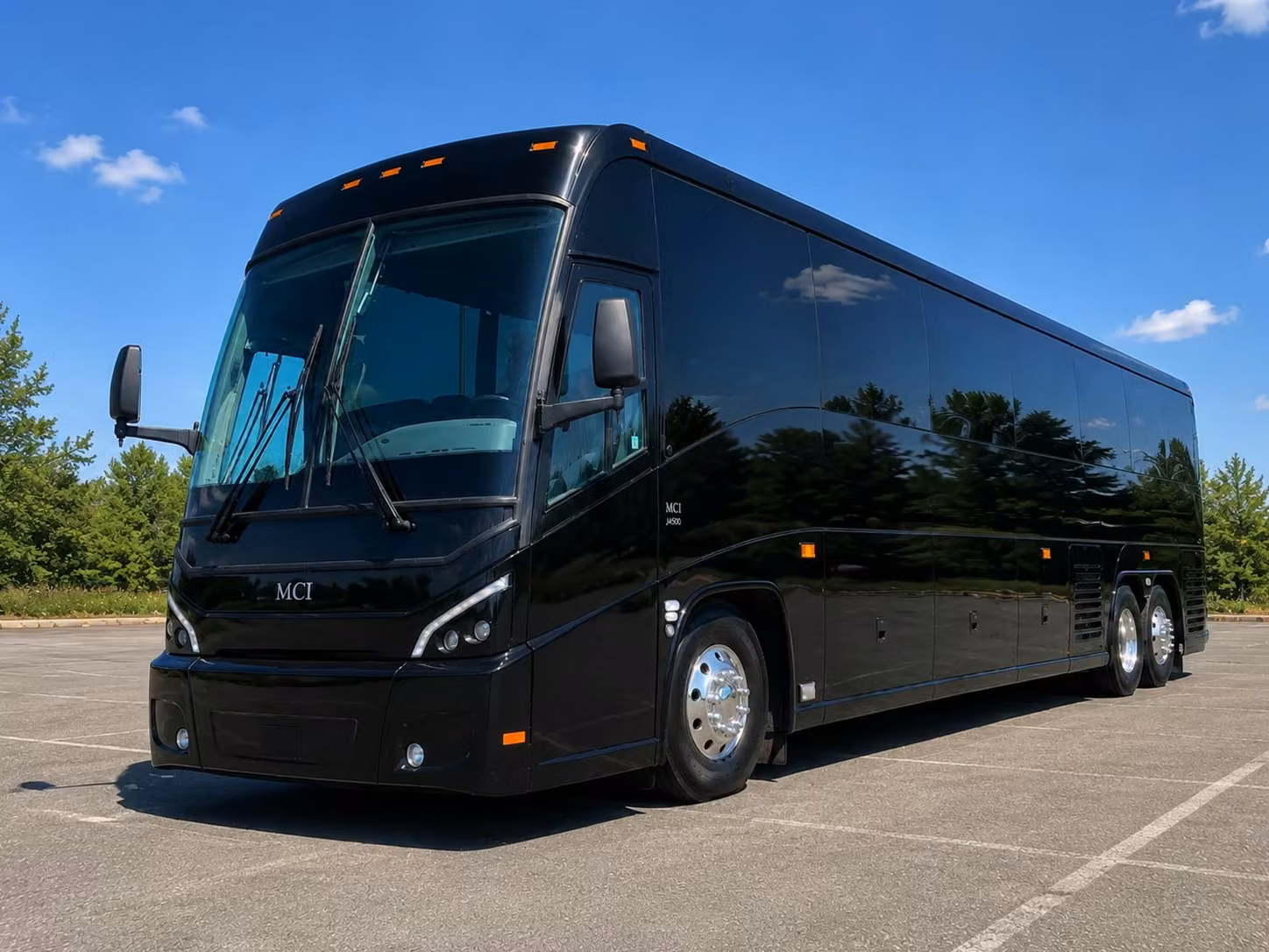 seamless shuttle transportation between fort liberty and fayetteville hotels
